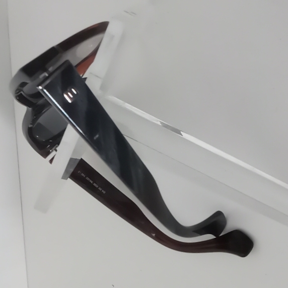 Bottega tortoise sunglasses - Picture 6 of 6